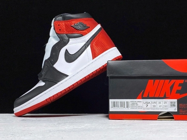 CD0461-016 Air Jordan 1 Toe High Retro Black Satin 1116